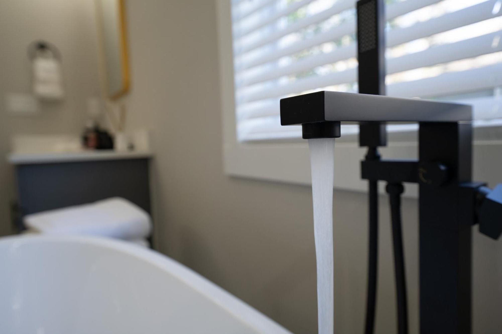 Family Friendly New Luxury Home Centrally Located アトランタ エクステリア 写真