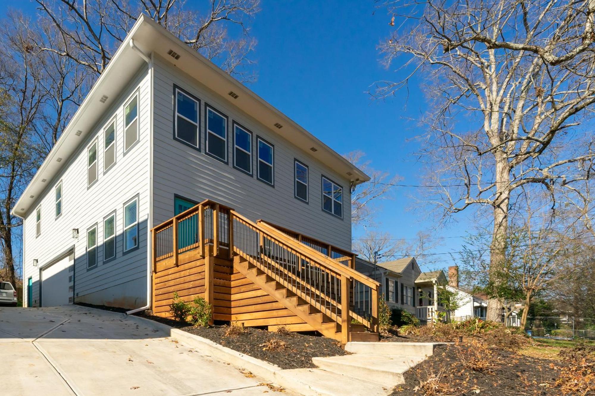 Family Friendly New Luxury Home Centrally Located アトランタ エクステリア 写真