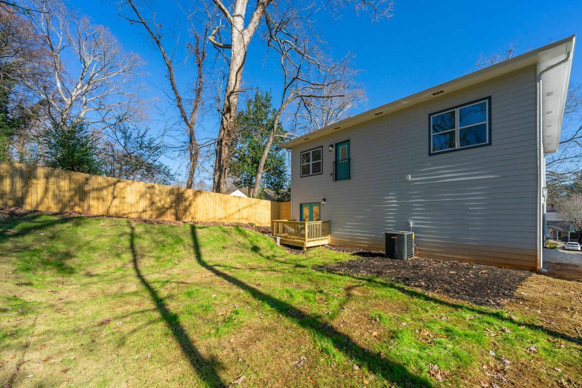 Family Friendly New Luxury Home Centrally Located アトランタ エクステリア 写真